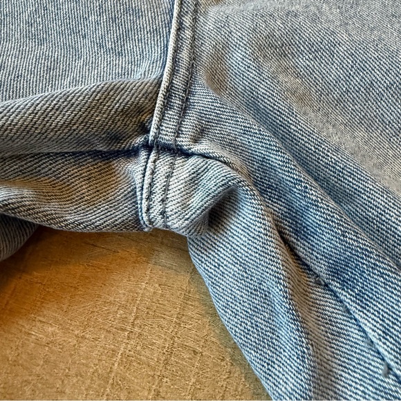 Pacsun Casey Light Wash Low Rise Baggy Distressed Jeans Women's Size 29 - Picture 10 of 11